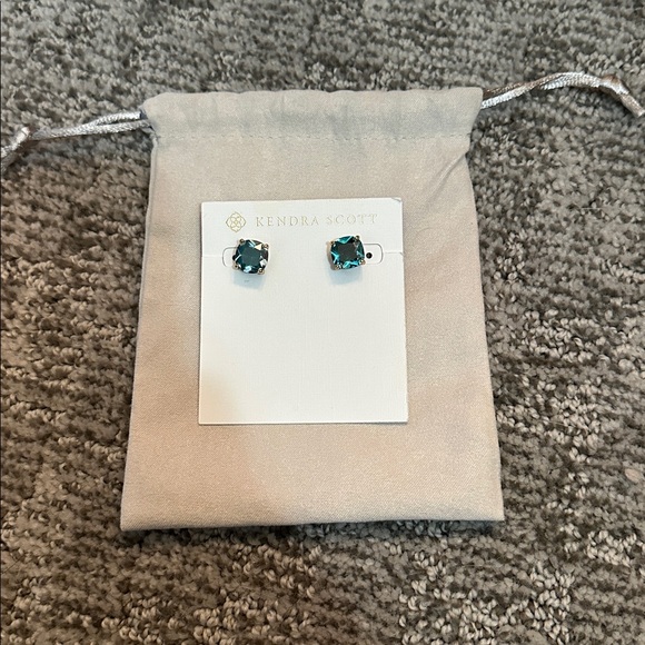 Kate spade blue stud earrings - Picture 2 of 3